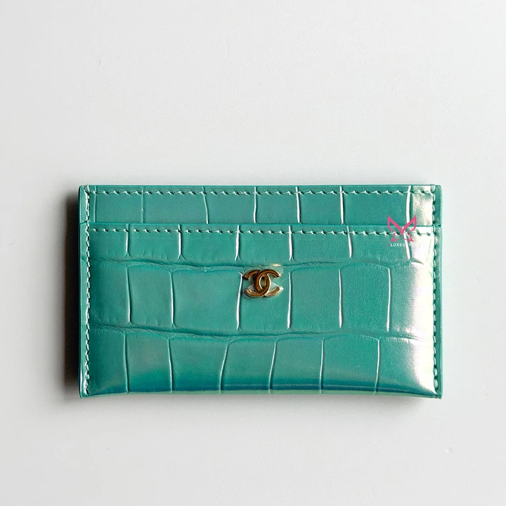 CHANEL Cardholder 26K Iridescent Turquoise Croc-Embossed Calfskin Gold Hardware 
