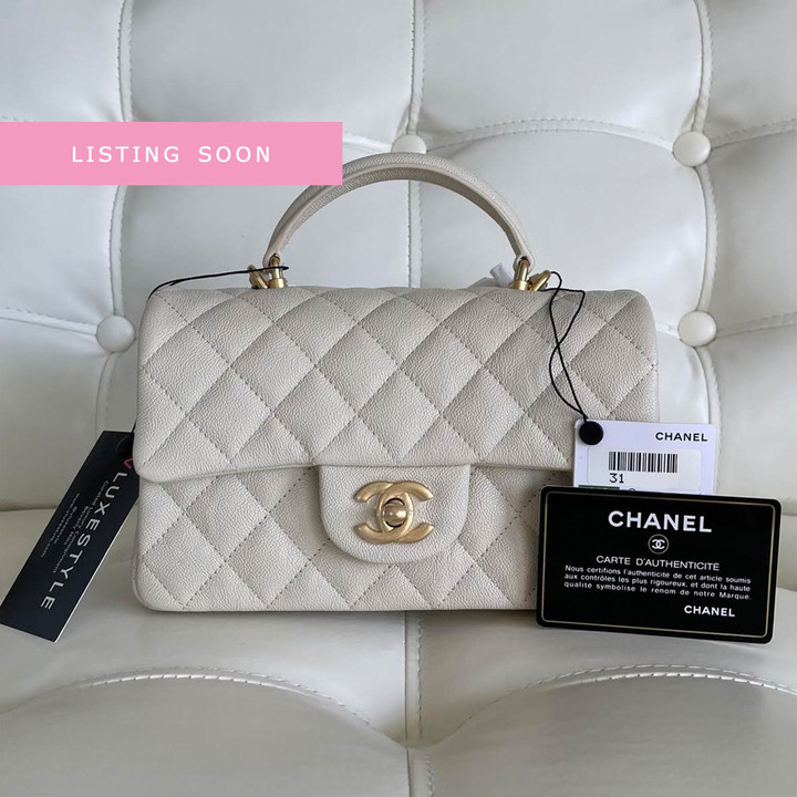 VAN CLEEF & ARPELS Chanel Mini Rectangular with top handle 21S Beige Quilted Caviar with brushed gold hardware 