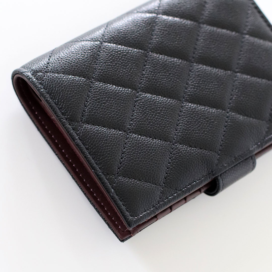 Passport Holder 25S Black Quilted Caviar Light Gold Hardware