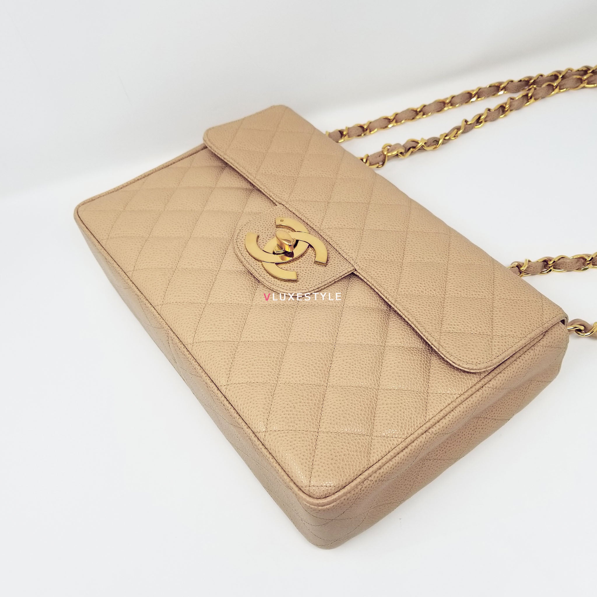 CREAM LEATHER AND GOLD-TONE METAL CLASSIC SHOULDER BAG, CHANEL, A  Collection of a Lifetime: Chanel Online, Jewellery