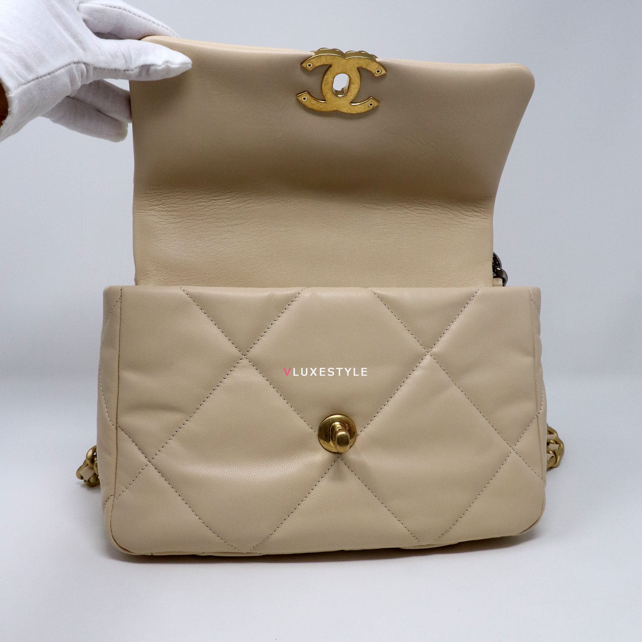 Chanel 19K Small 19 Flap Light Beige Goatskin with mixed hardware