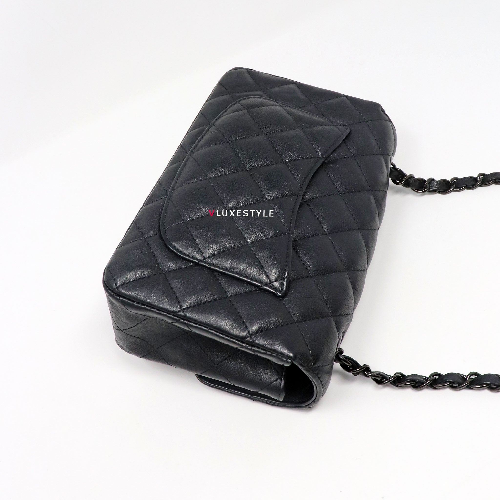 Pencil case with Chanel pencils Black Nubuck ref.98873 - Joli Closet