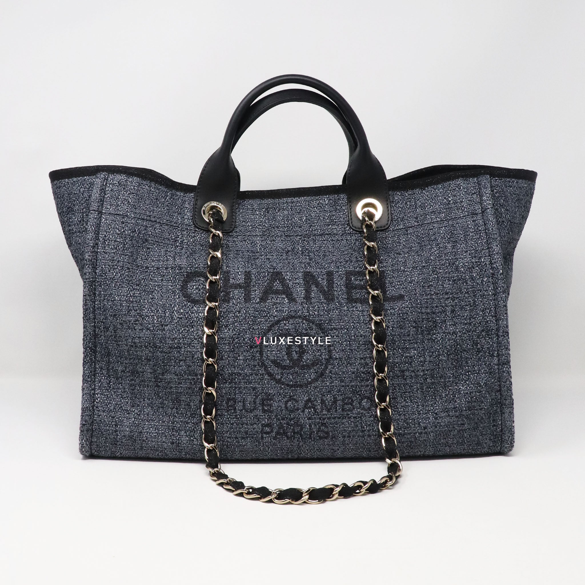 Chanel Black Canvas Deauville Tote Pale Gold Hardware, 2023 Available For  Immediate Sale At Sotheby's