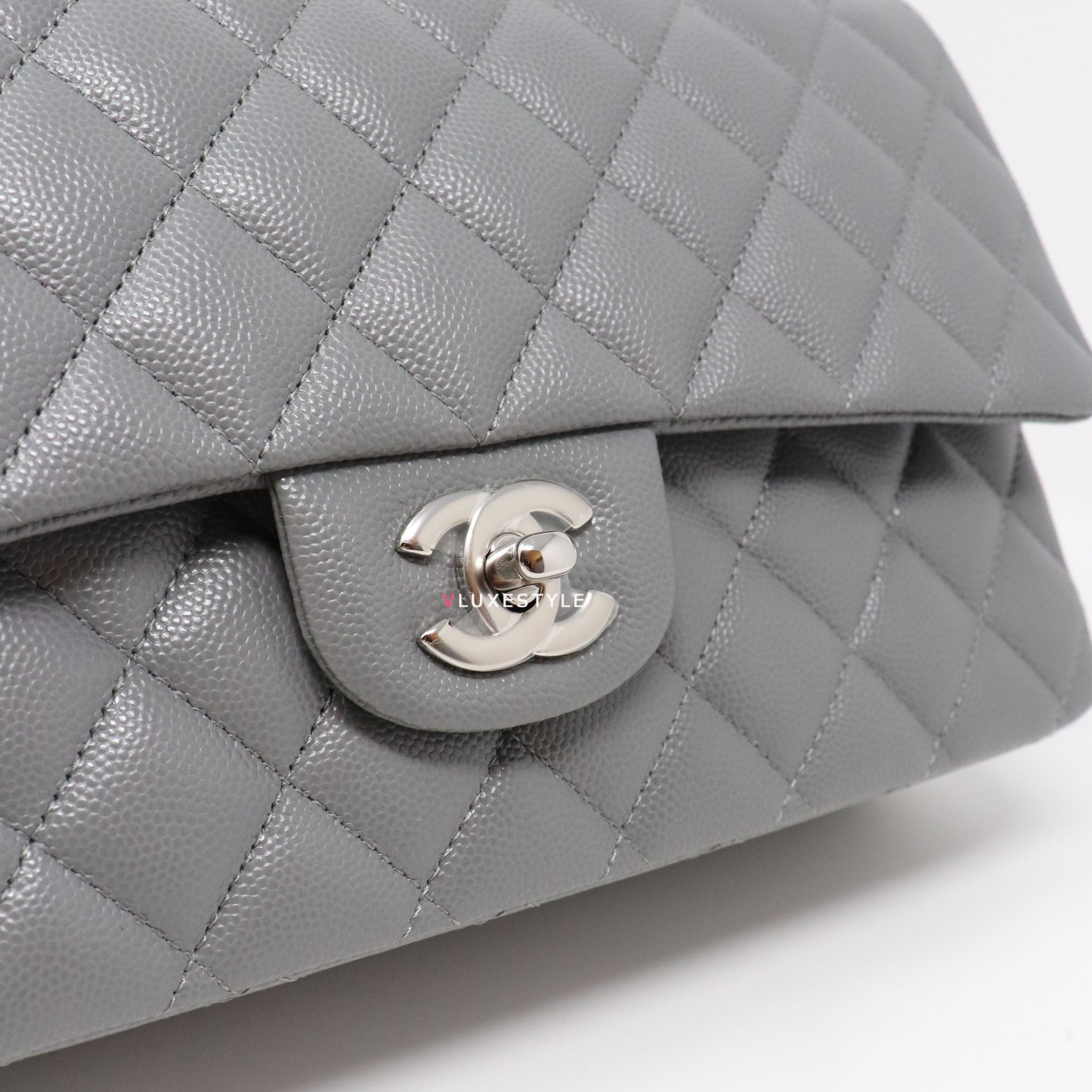 Chanel Classic Medium Double Flap 17B Gray/Grey Quilted Caviar