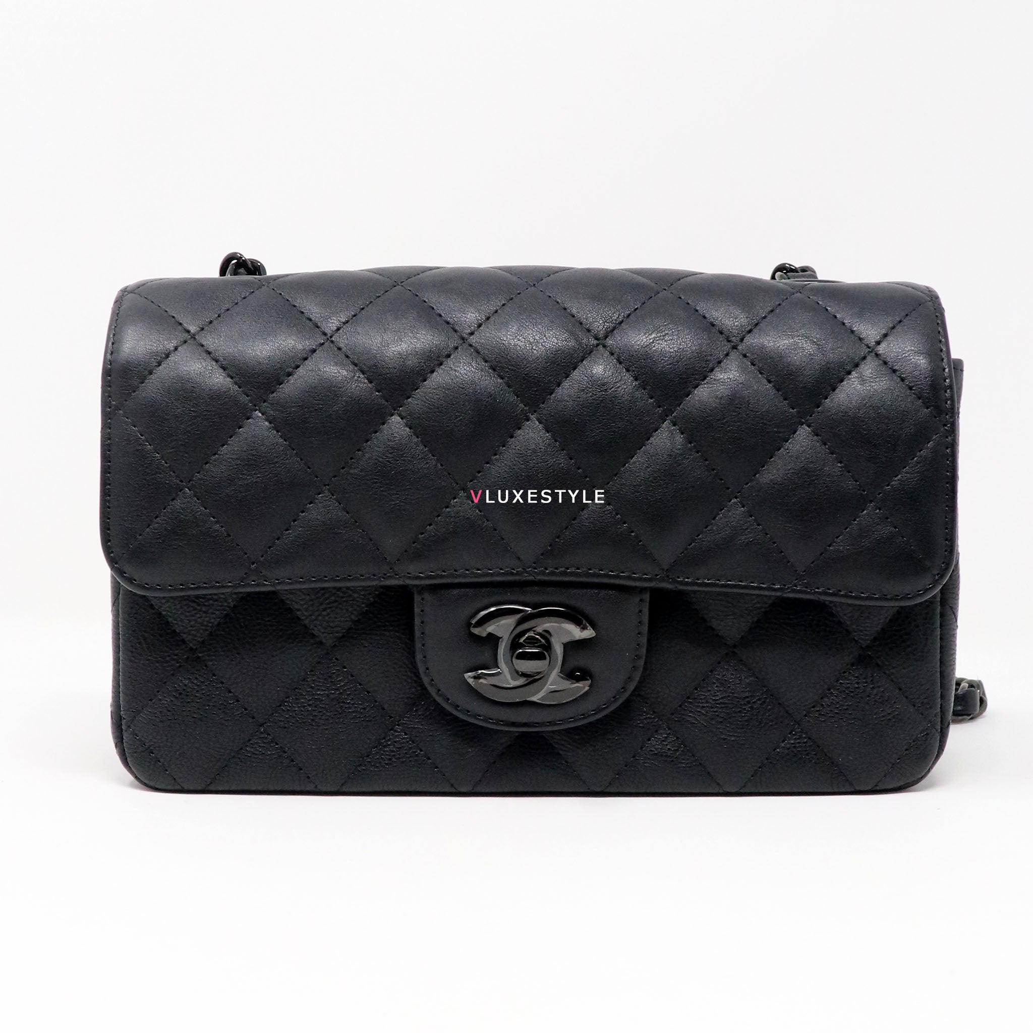 chanel mini flap so black bag