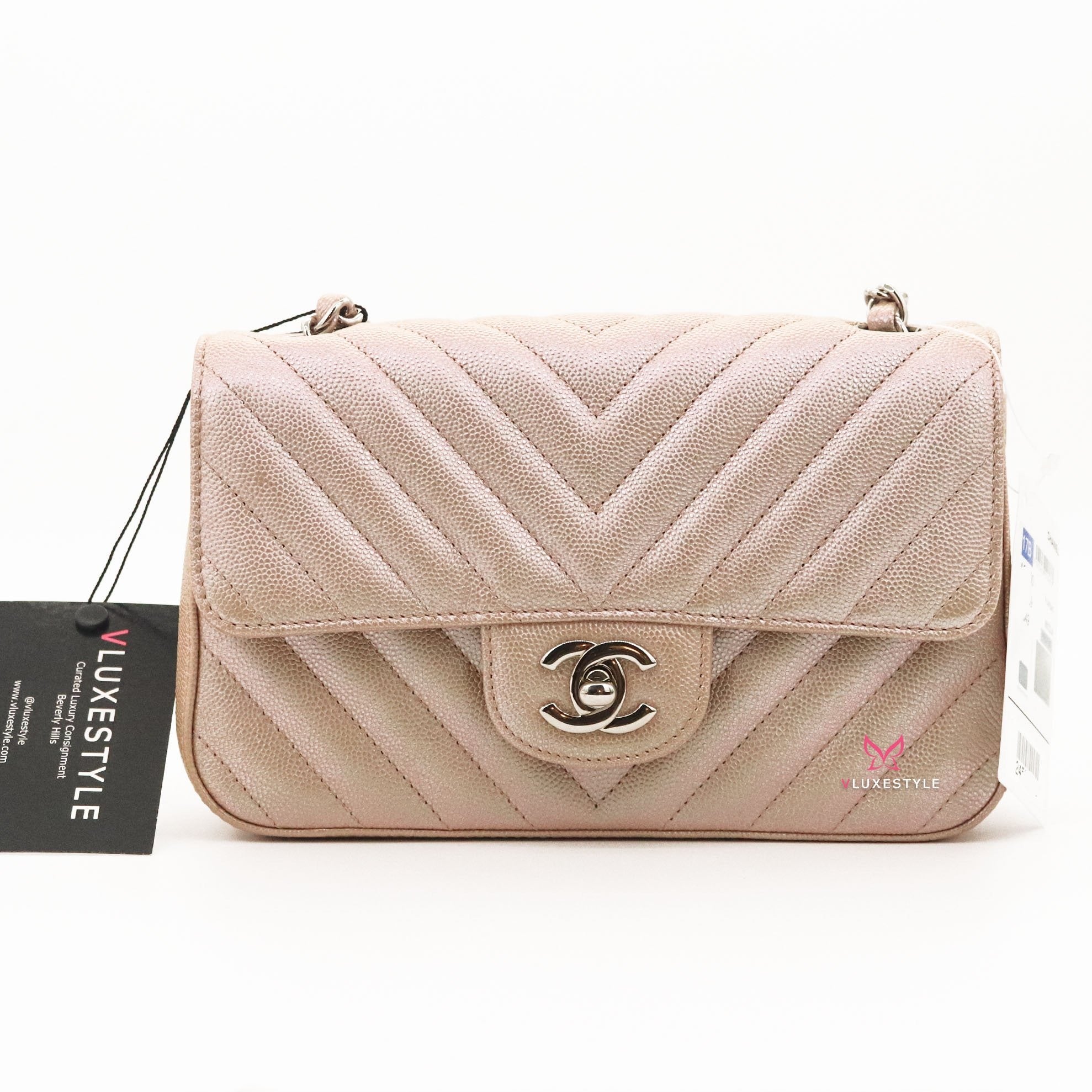Chanel Iridescent Light Pink Chevron Quilted Caviar Zip Around Coin Purse  Silver Hardware, 2017 Available For Immediate Sale At Sotheby's