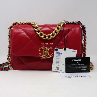 Chanel Unboxing Chanel 19 Phone Holder with Chain 23C