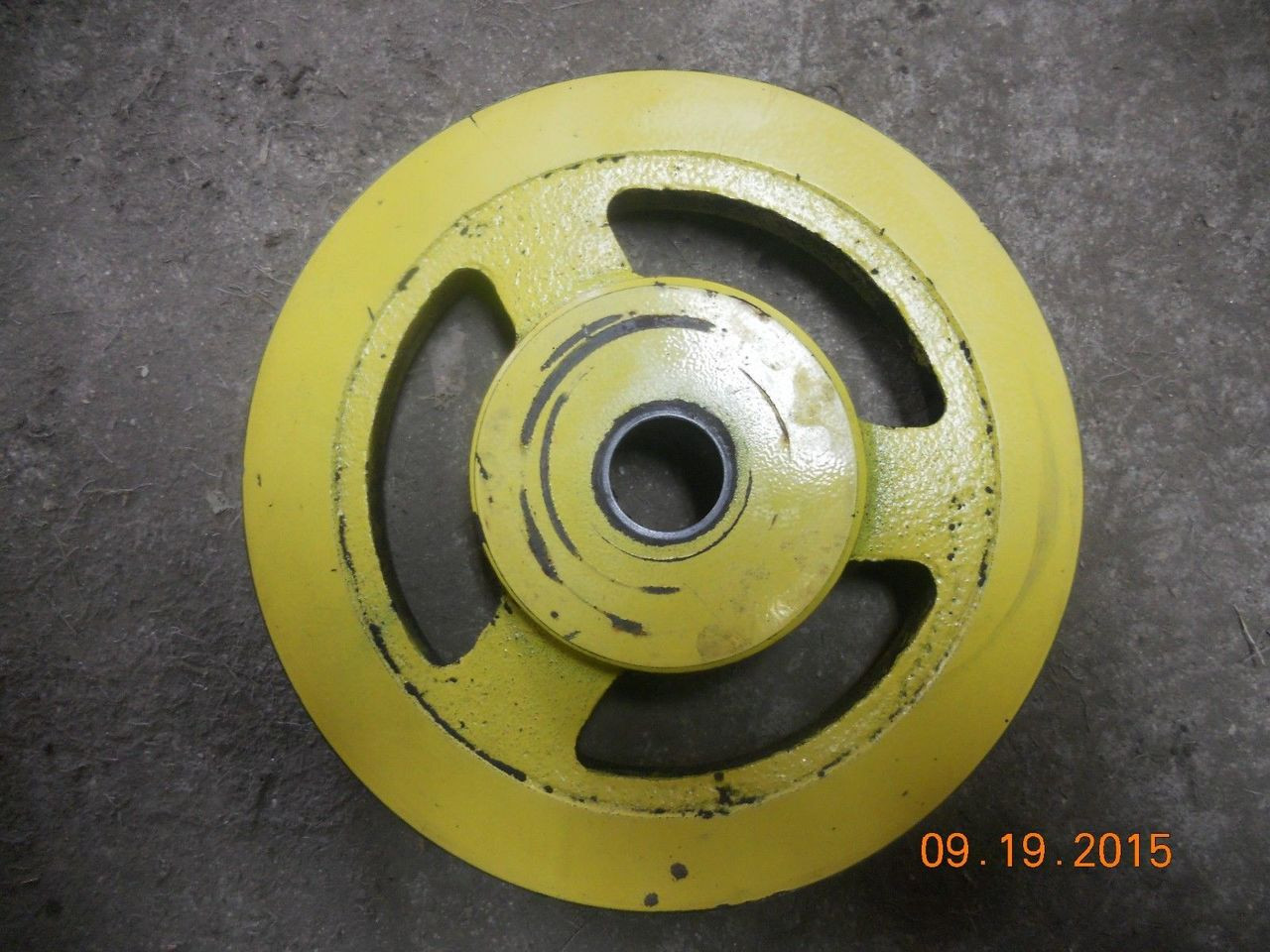 JOHN DEERE F910 F915 F925 F930 F932 F935 60" MOWER DECK GEAR BOX DRIVE PULLEY PT# M95725