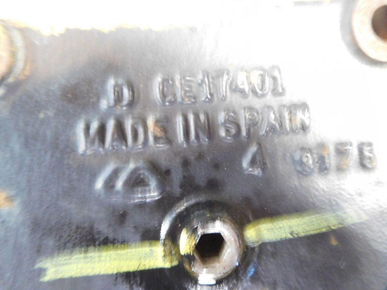 OEM John Deere Gear Box Gearbox Mower Deck F710, F725, F735 DE18578 CE17401