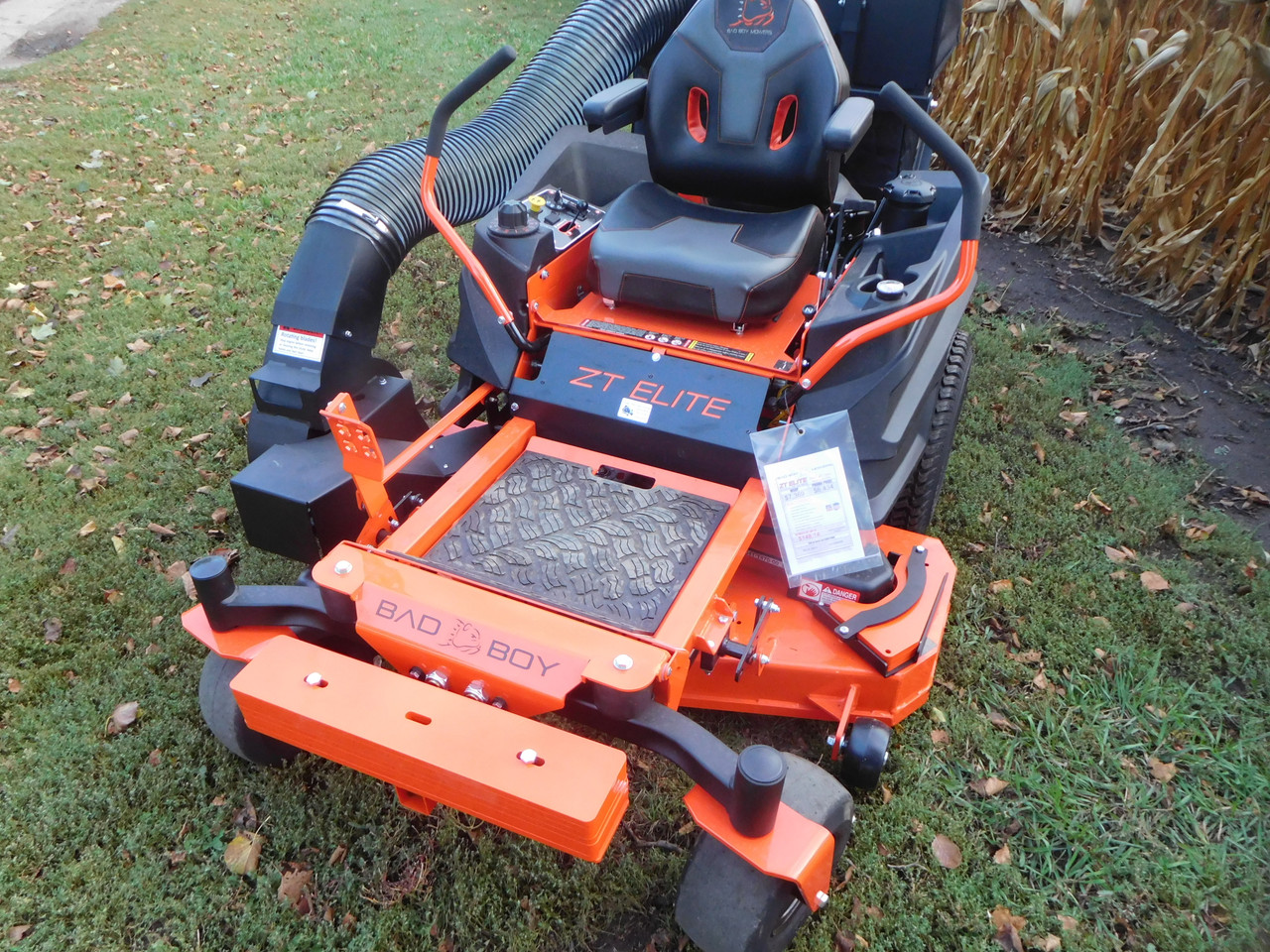 2023 Bad Boy ZT Elite 48" Mower W/ Bagger