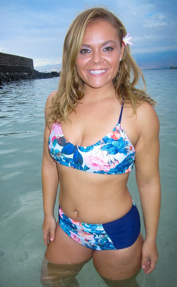 Floral Scoop Neck Supportive Cross Back Bikini Swimsuit Top Sunnyside