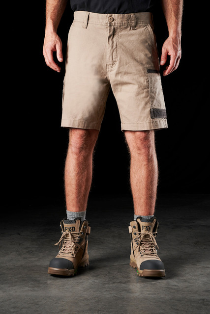 FXD STRETCH SHORTS MENS SIZE 32 (82R) KHAKI FXD STRETCH SHORTS MENS SIZE 32 (82R) KHAKI