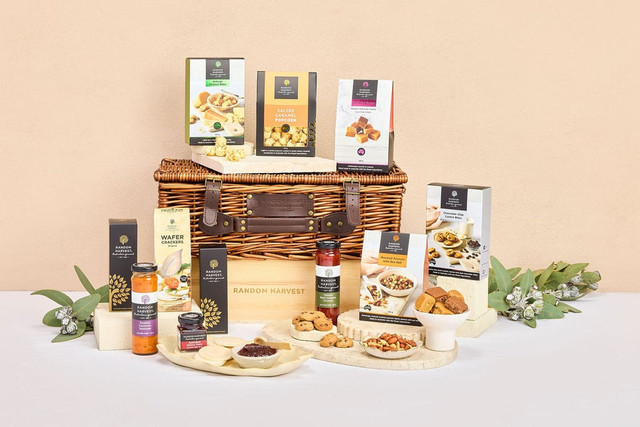 The Petite Foodie Basket