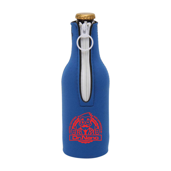 A drink bottle cooler in blue with a zippered design and a logo on the front. Suitable for standard bottles.