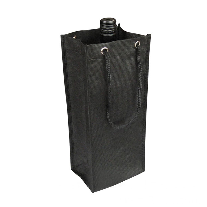 A drink bottle is encased in a black non woven single bottle bag with a rope handle and a rectangular base.