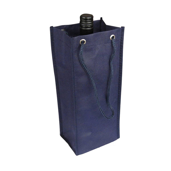 A drink bottle bag in navy blue with a rope handle, designed for carrying a single bottle. Features a logo.