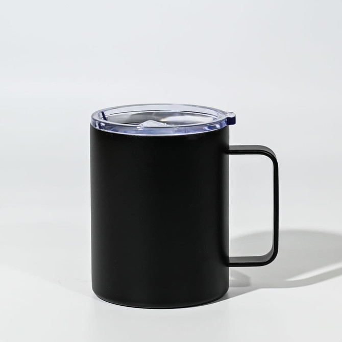 A black travel mug with a clear lid and a handle, designed for convenience and portability.