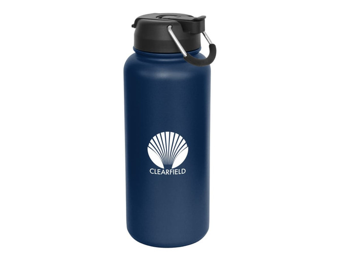 A drink bottle in navy blue with a black lid and a branded logo on the side.