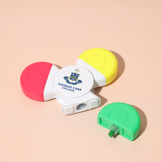 A Fiddle Spinner Highlighter with red, yellow, and green ends, featuring a branding logo on a white body. A Fiddle Spinner Highlighter with red, yellow, and green ends, featuring a branding logo on a white body.