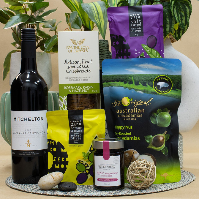 The Vineyard Entertainer Hamper
