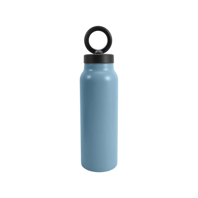 A drink bottle in light blue stainless steel with a black lid and a magnetic phone holder. Includes a logo.