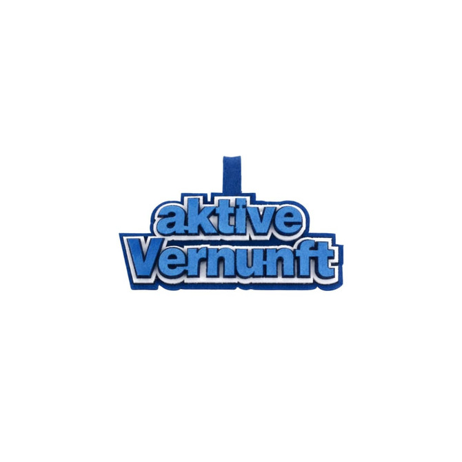 A blue felt hanging tag featuring a logo with the text "aktive Vernunft" in a bold design.