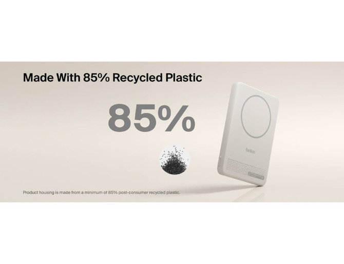 A slim white magnetic power bank made with 85% recycled plastic, featuring a circular design and branding.