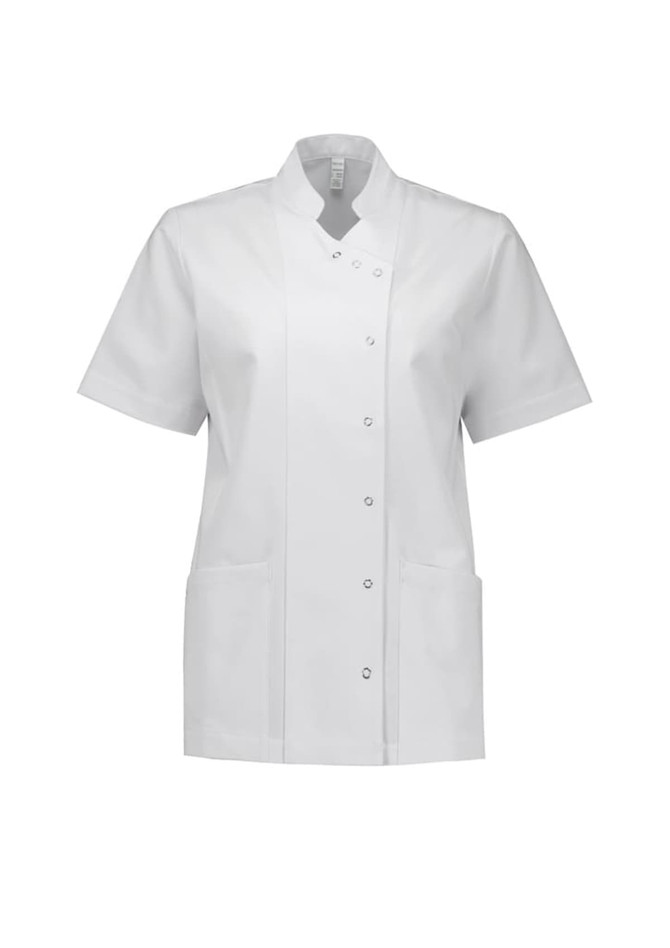 A short-sleeved white jacket with a mandarin collar, featuring buttons and two front pockets. It has a logo on it.