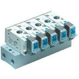SMC SS3YJ7-42R-09-N7T 4/5 Port Solenoid Valve