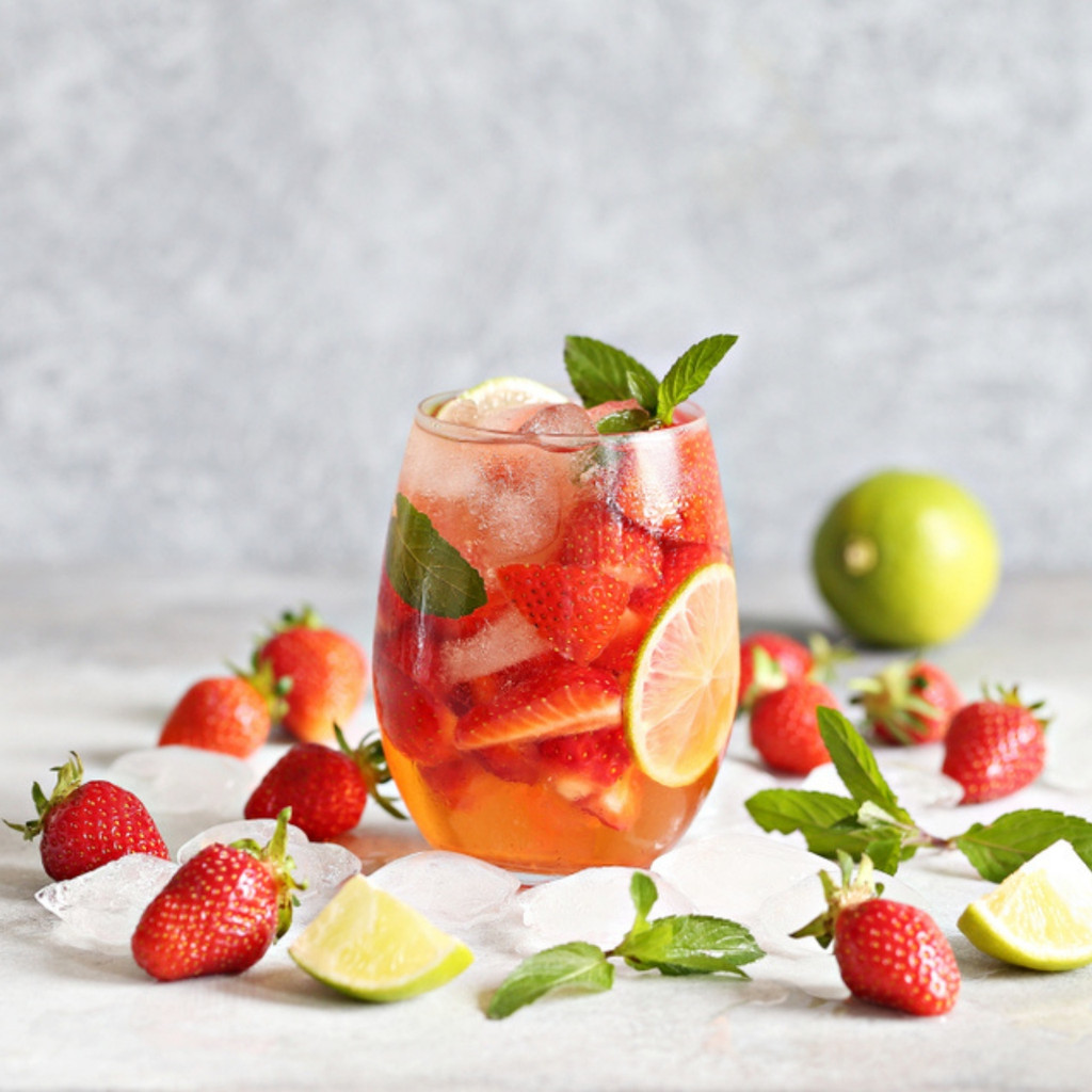 Strawberry Mojito Iced Tea
