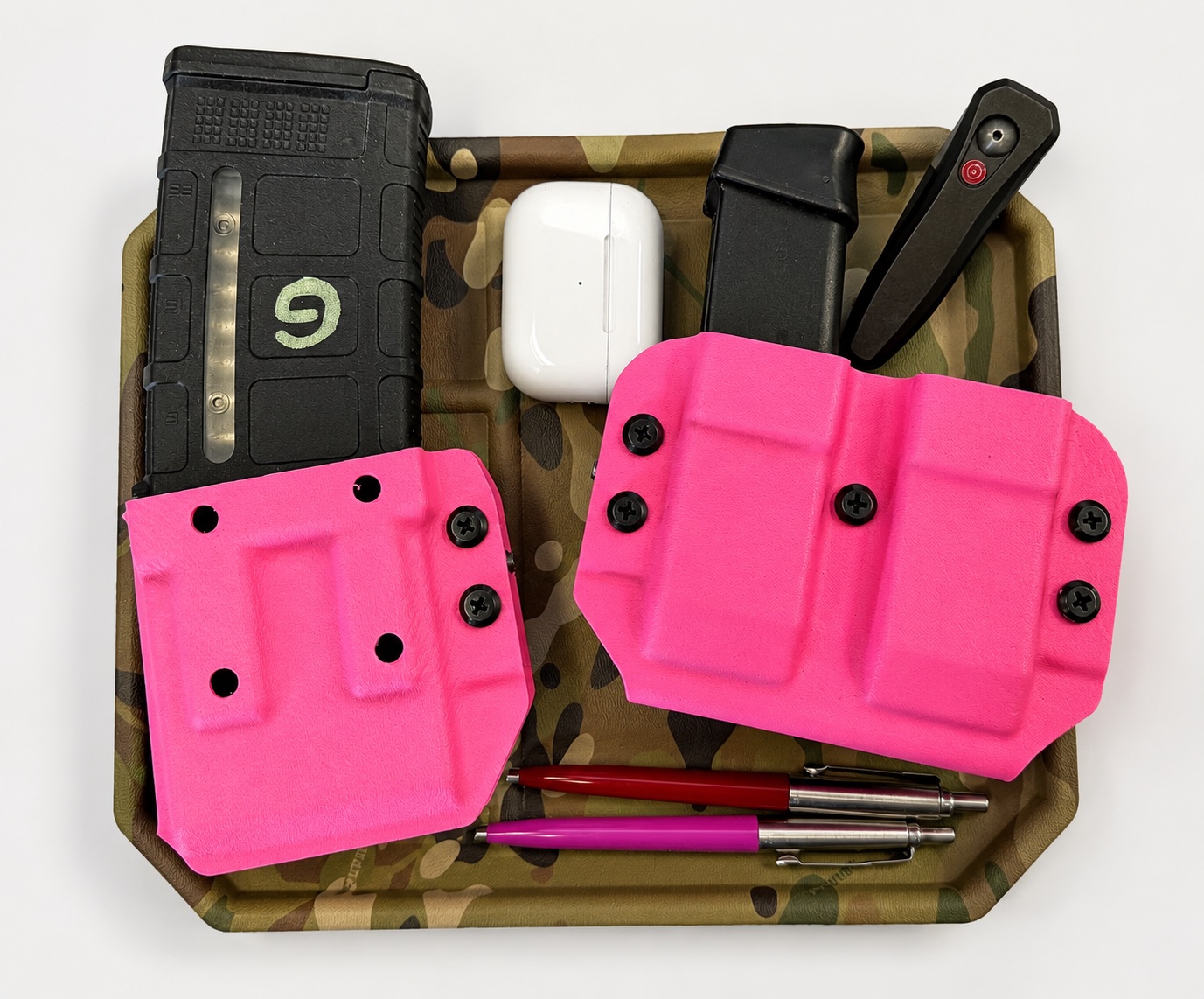 Customer Spotlight: Alan's Custom Hot Pink Kydex Setup