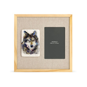 A light wood frame with a tile on the left that has a watercolor image of a wolf face, next to a 4x6 photo opening with a linen mat.
