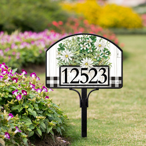 Farmhouse Daisies Yard DeSign slide 