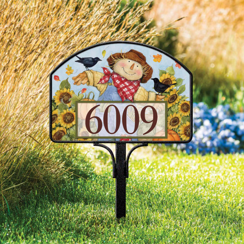 Garden Scarecrow Yard DeSign slide 