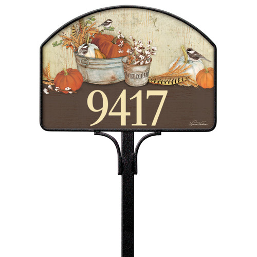 Farmhouse Pumpkins Yard DeSign slide 