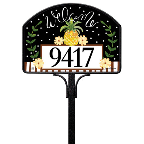 Welcoming Pineapple Yard DeSign slide 