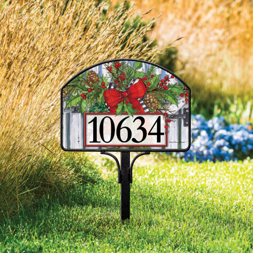 Holiday Garland Yard DeSign slide 