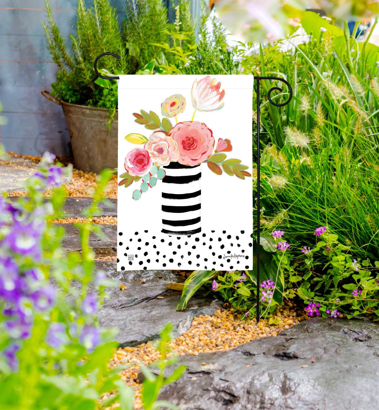 Positivity Blooms Vase Garden Flag thumbnail
