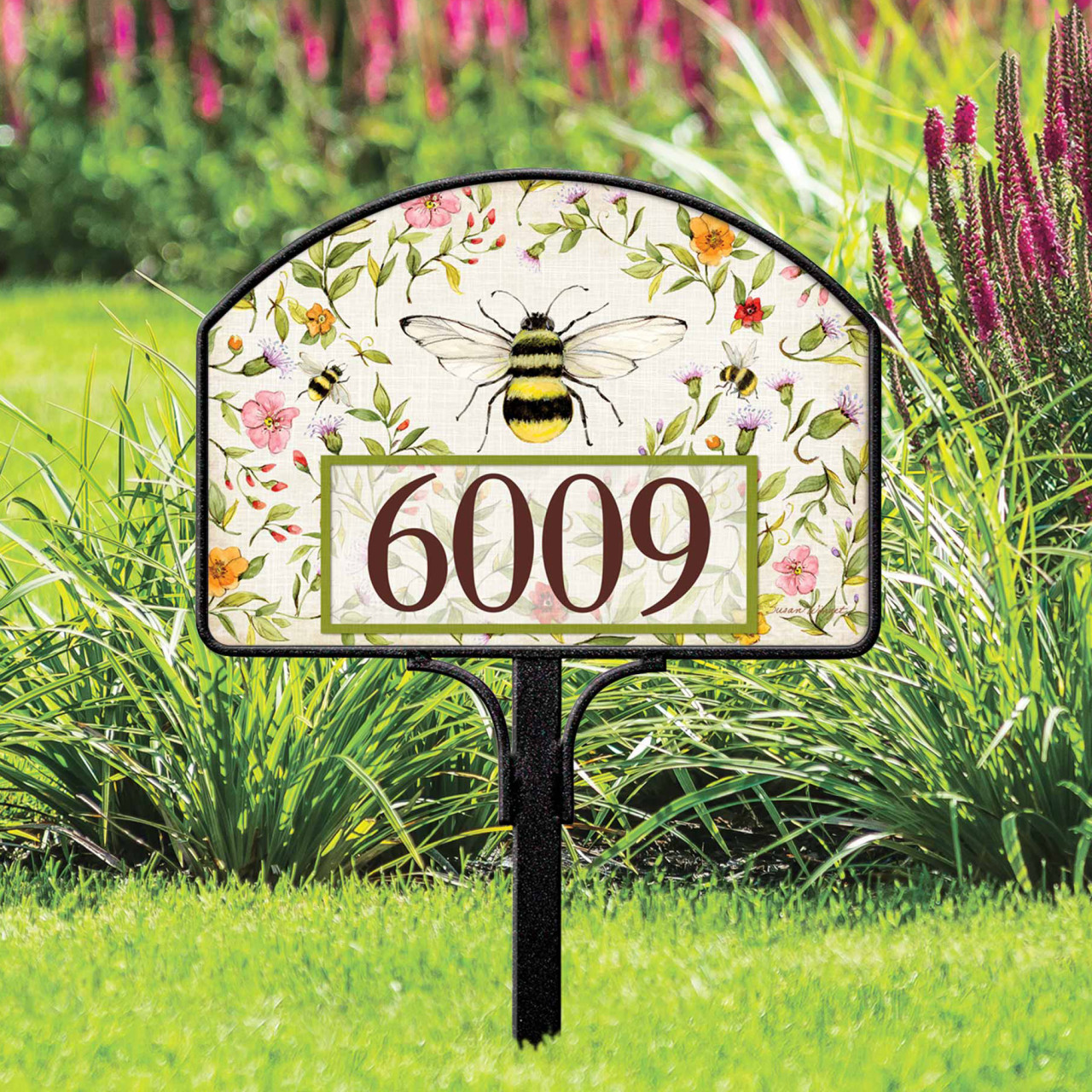 Bee Spring Yard DeSign thumbnail