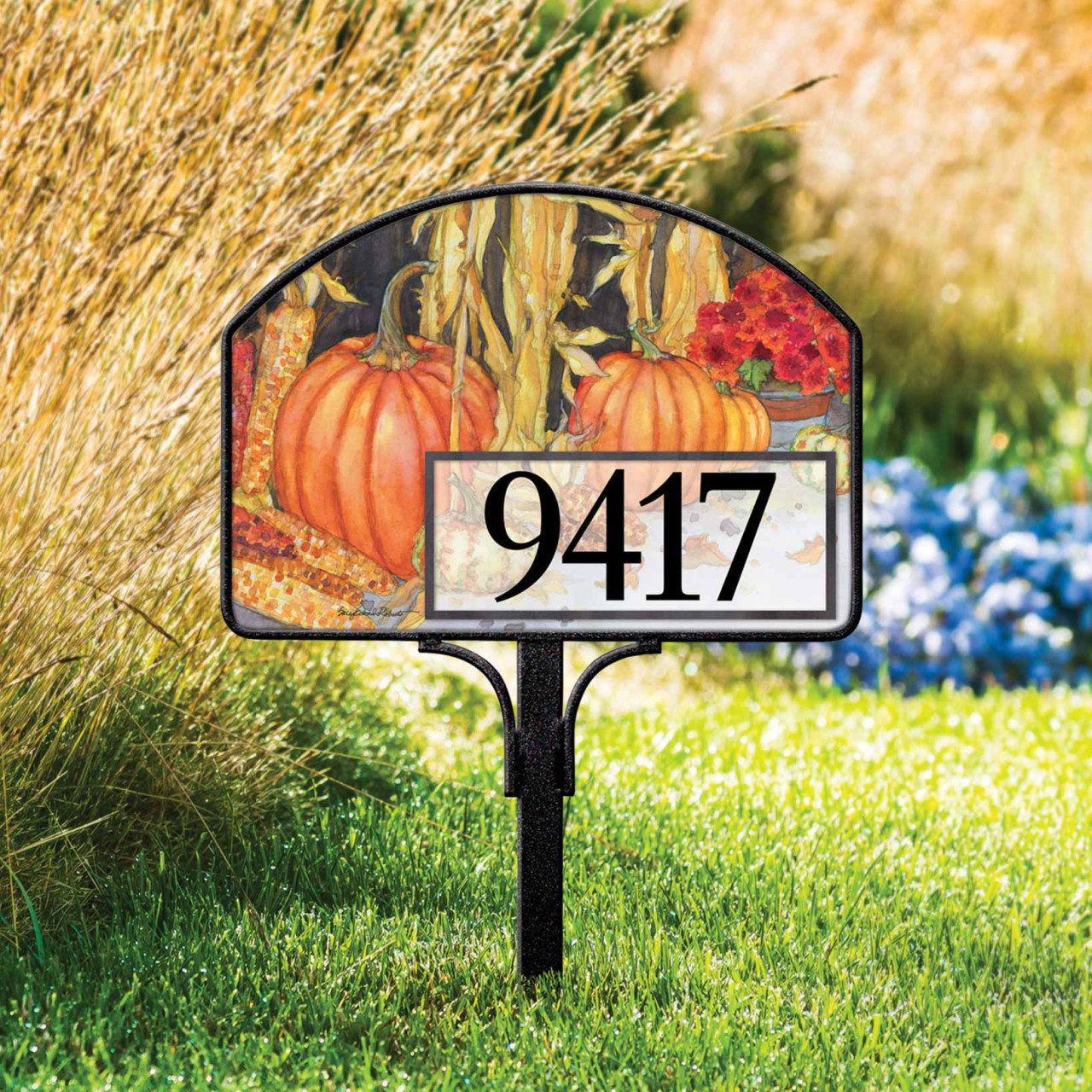 Pumpkins and Maize Yard DeSign thumbnail