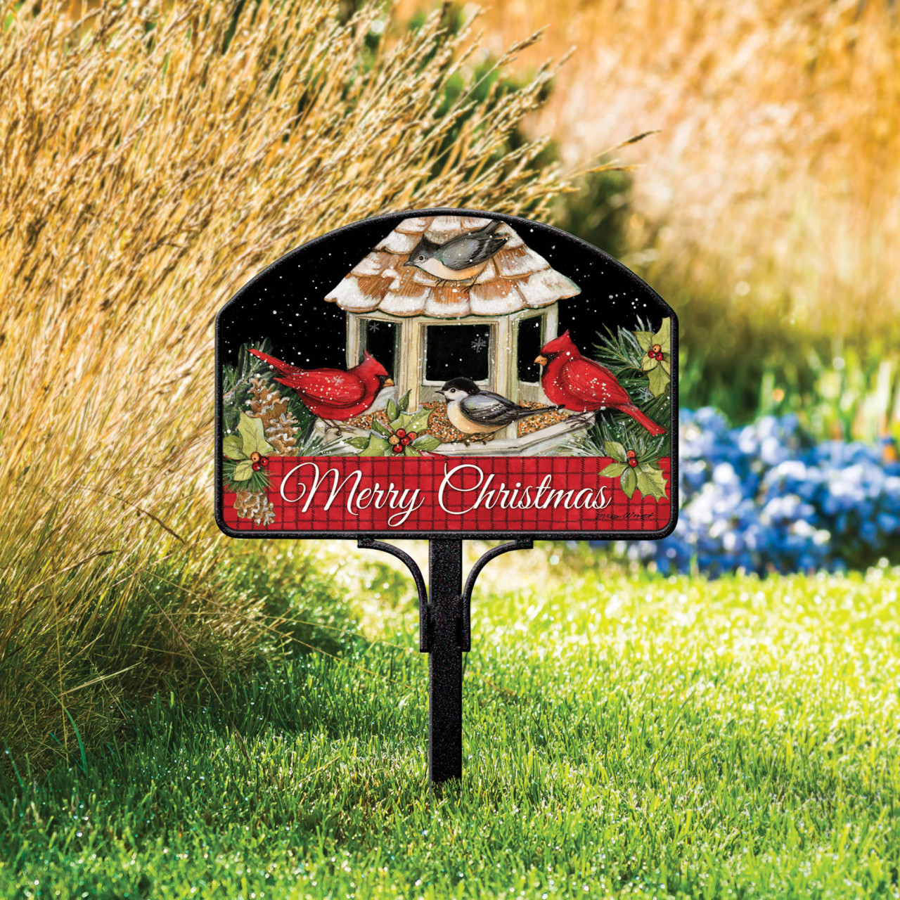 Christmas Dinner Yard DeSign thumbnail
