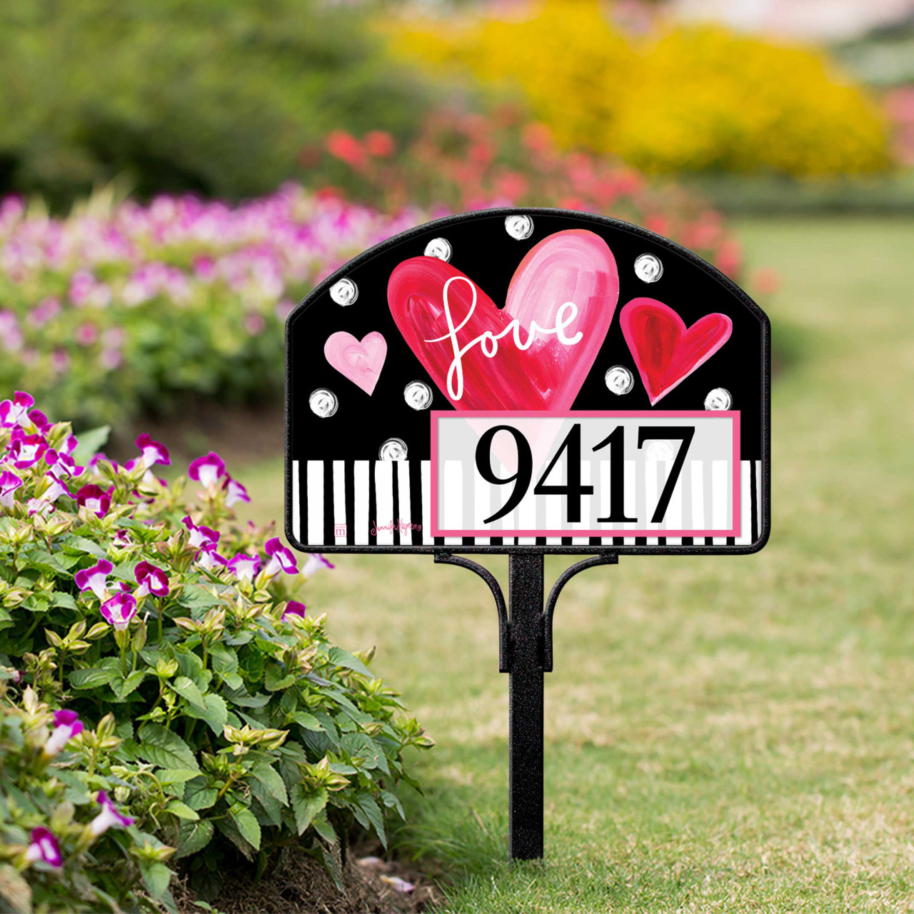 Love Big Yard DeSign thumbnail