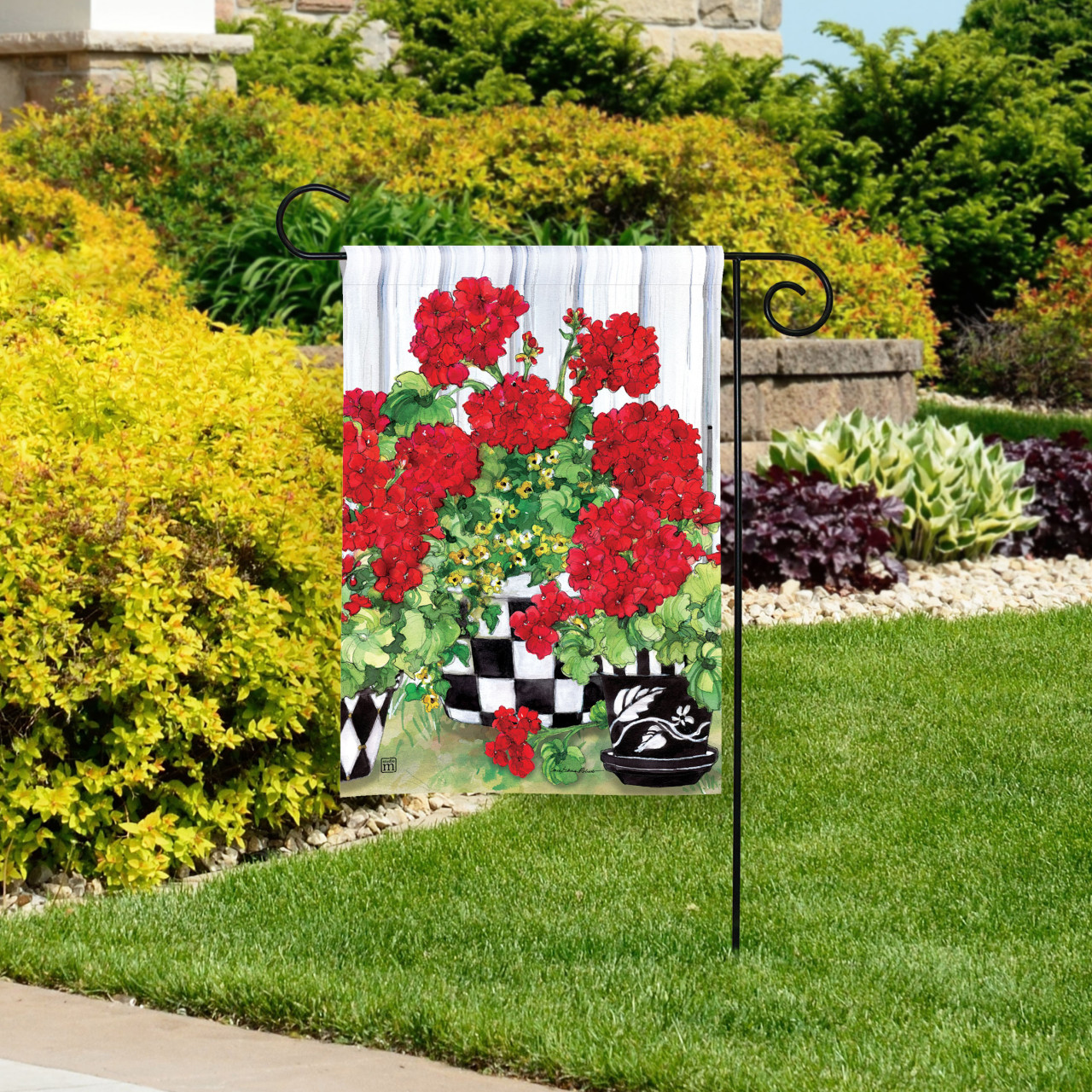 Geranium Flowers Garden Flag thumbnail