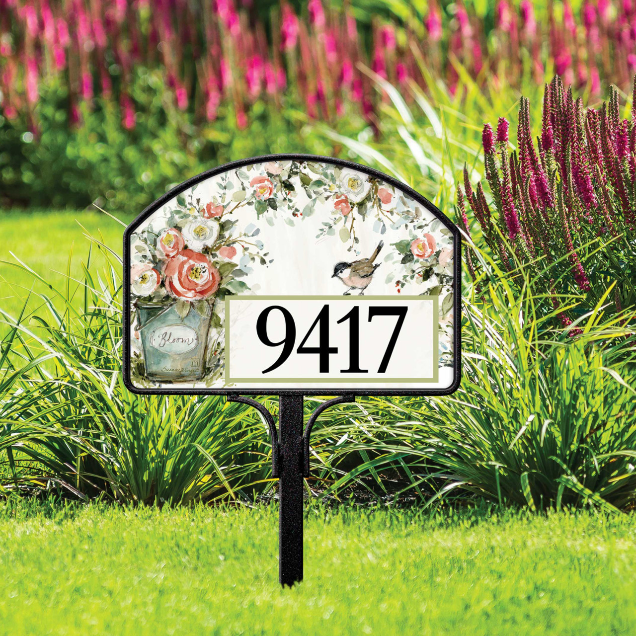 Bloomed Boots Yard DeSign thumbnail