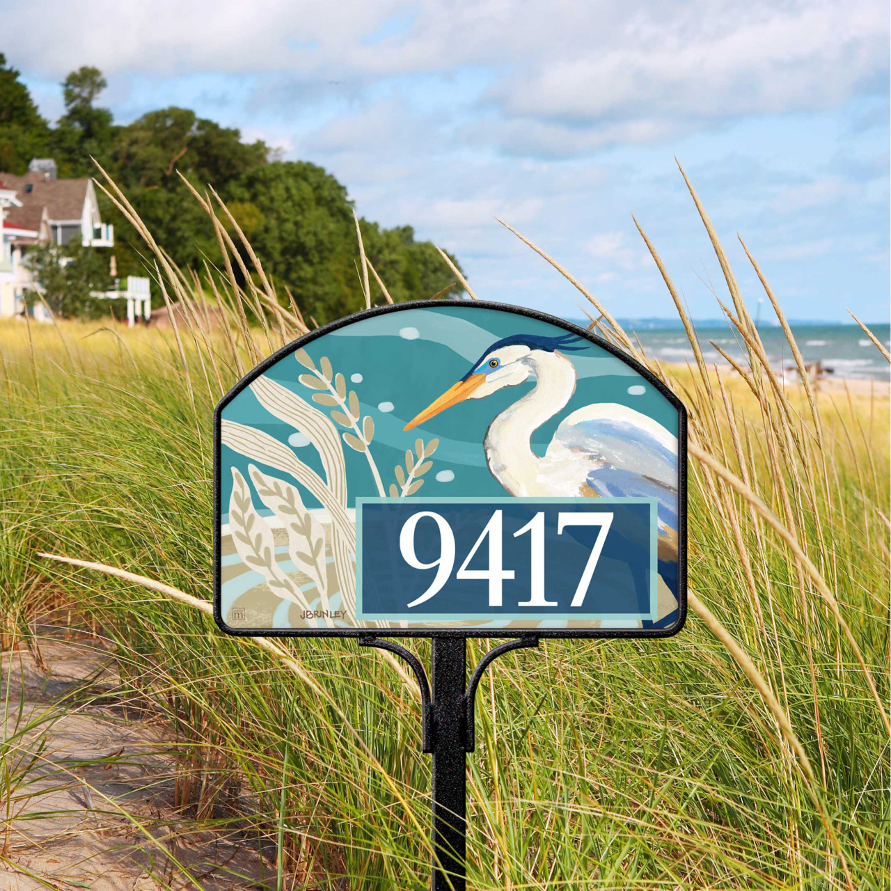 Blue Heron with Sea Shells Yard DeSign thumbnail