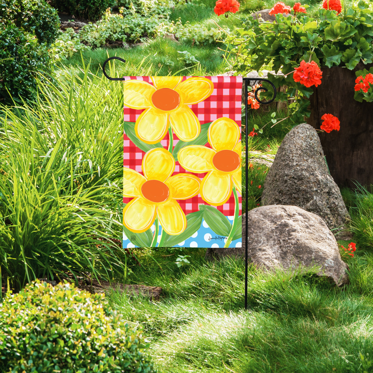 Daisy Garden Flag thumbnail