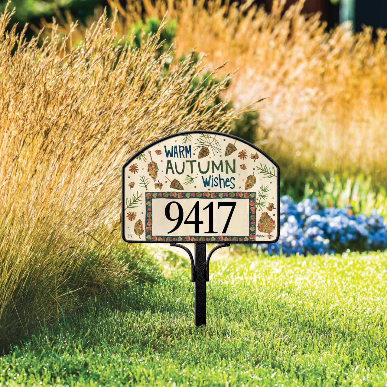 Warm Autumn Wishes Yard DeSign thumbnail