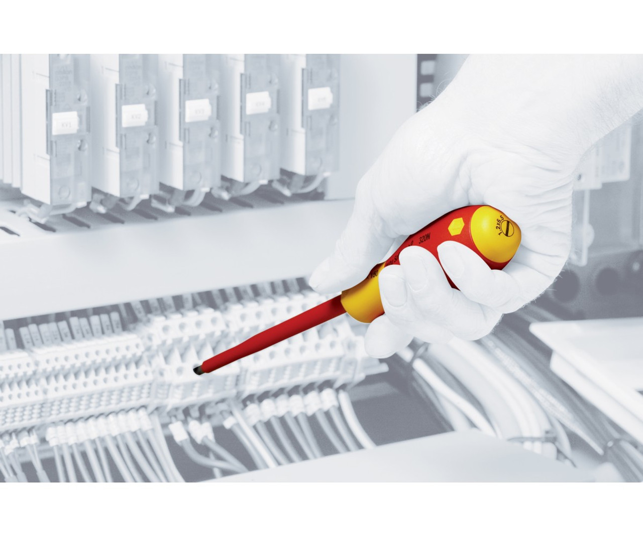 Wiha Insulated PicoFinish Slotted 1.5mm