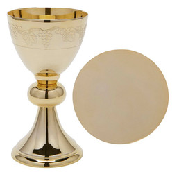 Eltched Grapes & Leaves Chalice with Paten