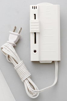 500W Floor Dimmer; White Finish (27|S70/579)